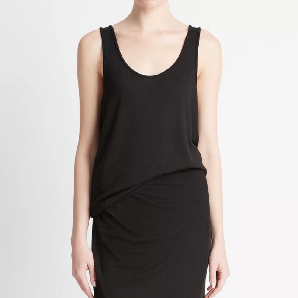 VINCE Silk Black Tank Top Sleeveless Shell Side Seam Accent Simple Scoop Neck